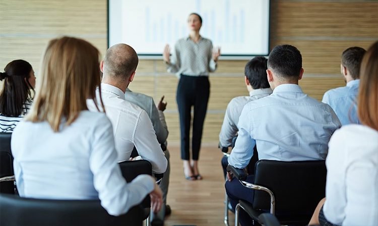 cursos-de-capacitacion-empresarial-750x450